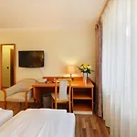 Bellevue Hotel 3*