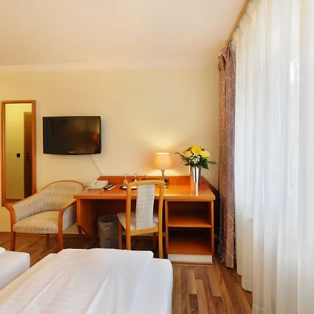 Bellevue Hotel 3*