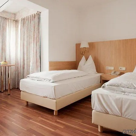 Bellevue 3* Dusseldorf