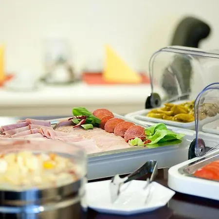 Bellevue 3* Dusseldorf